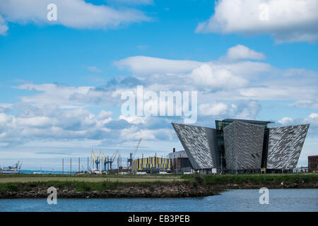 Musée Titanic Belfast en Irlande du Nord Banque D'Images