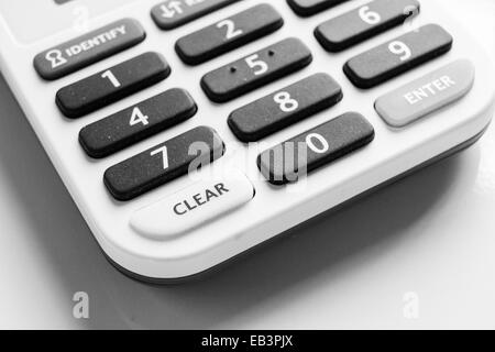 La sécurité des services bancaires en ligne numérique, lecteur de carte classique en noir et blanc Banque D'Images