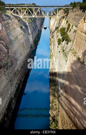 Canal de Corinthe, en Grèce. Banque D'Images