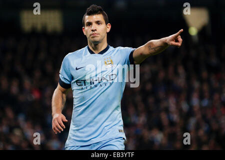 Manchester, UK. 25Th Nov, 2014. Phase de groupes de la Ligue des Champions. Manchester City et le Bayern Munich. Manchester City's Sergio pendant le match : Action Crédit Plus Sport/Alamy Live News Banque D'Images