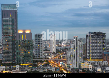 Nuit dans la ville de Bangkok Banque D'Images