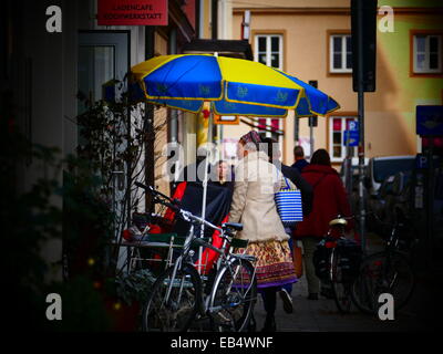 IUNU Laden café cuisine cuisson n en Allemagne Munich Haidhausen. Cette zone est devenue une nouvelle communauté verte riche qui t'aime Banque D'Images