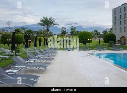 Piscine de l'hôtel Hilton de la capitale de Malabo, Guinée équatoriale, Afrique Banque D'Images