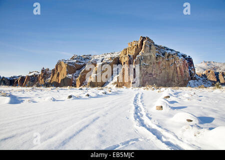 Smith Rock State Park dans le centre de l'Oregon pendant l'hiver Banque D'Images