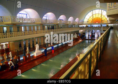 La piscine La piscine Musée (Français pour 'la piscine') est un musée d'art et d'Industrie, Banque D'Images