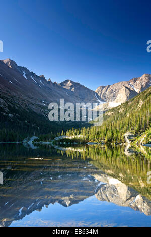 Le lac Mills, Rocky Mountain National Park, Colorado USA Banque D'Images