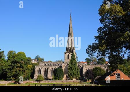 Église paroissiale de saint Oswald, ashbourne, Derbyshire, Angleterre, Royaume-Uni, Europe de l'ouest. Banque D'Images