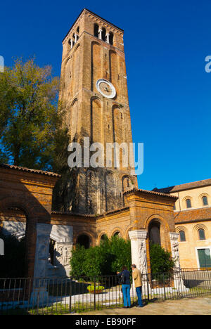 Le Campanile, la tour de l'horloge, de Chiesa dei Santi Maria e Donato, église, l'île de Murano, Venise, Italie Banque D'Images