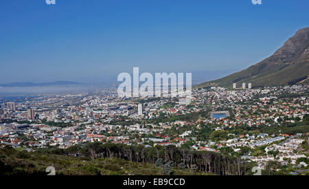 Le point de vue de Cape Town Central Business District vus de Signal Hill, à Cape Town, Afrique du Sud. Banque D'Images