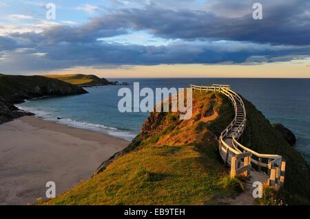 Vue surplombant la plage de la baie de Sango, Durness, Caithness, Sutherland et Easter Ross, Ecosse, Royaume-Uni Banque D'Images