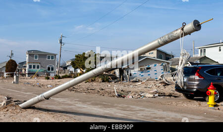 Breezy Point, NY, USA - Aug 3, 2012 - Pas de travaux de réhabilitation ont commencé à Breezy Point après le passage de l'Ouragan Sandy Banque D'Images