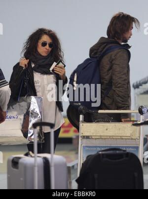 Joueur de football croate Niko Kranjcar Zrinka Cvitesic et sa petite amie à l'aéroport de Zagreb comprend : Nitko Zrinka Cvitesic,Kranjcar Où : Zagreb, Croatie Quand : 26 mai 2014 Banque D'Images