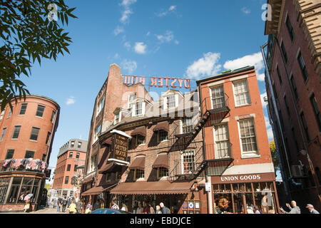 Boston l'architecture victorienne, célèbre Union Oyster House depuis 1829, le plus vieux restaurant de USA situé sur la piste de la Liberté Banque D'Images