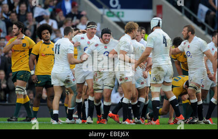 Twickenham, London, UK. 29 novembre, 2014. L'Angleterre Ben Morgan célèbre essayer l'Angleterre V Australie Angleterre V Australie, Qbe International Automne 2014 Twickenham, Londres, Angleterre 29 novembre 2014 automne Qbe International, 29/11/2014 : Crédit photo Allstar Bibliothèque/Alamy Live News Banque D'Images