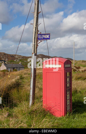 Style old fort, téléphone par Marbhig sur l'île de Lewis, Hébrides extérieures, en Écosse. Banque D'Images