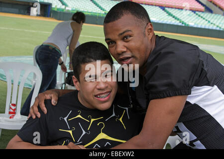 Football Tag de bienfaisance de recueillir des fonds pour SER Porto Rico comprend : Felix Tito Trinidad Où : Hato Rey Puerto Rico, Puerto Rico Quand : 26 mai 2014 Banque D'Images