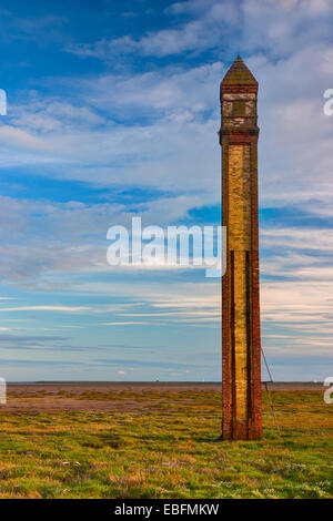 Phare Rampside, aussi connu sous le nom de "l'aiguille", est un ancien phare de navigation en Cumbria, Angleterre-image HDR Banque D'Images