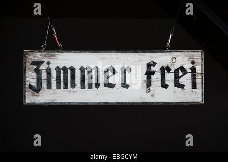 Panneau "Zimmer Frei", "l'allemand pour des vacance Banque D'Images
