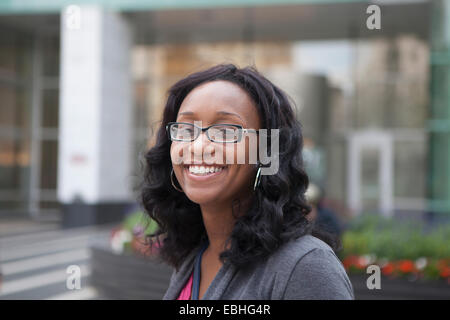 Portrait of smiling woman, Detroit, Michigan, USA Banque D'Images