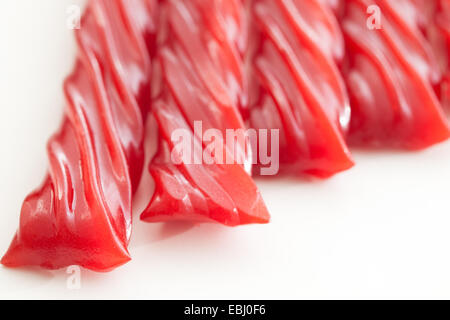 Un close-up de Twizzlers twists candy. Fabriqué par La Compagnie Hershey. Banque D'Images