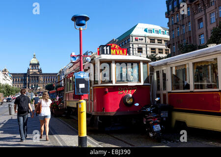 Prague café Tramvaj sur la place Venceslas café dans le tramway historique Paris Prague tourisme République tchèque Banque D'Images