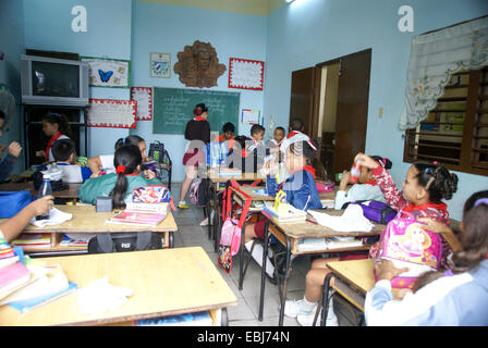 Intérieur d'une classe. La Havane, Cuba Banque D'Images