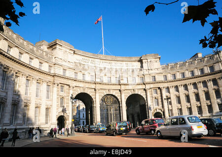 L'Admiralty Arch, le Mall, Londres, Angleterre, Royaume-Uni Banque D'Images