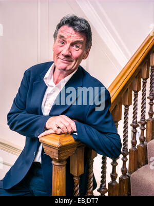 Michael Palin, humoriste, acteur, écrivain et présentateur de télévision photographié à Londres, en Angleterre. Banque D'Images