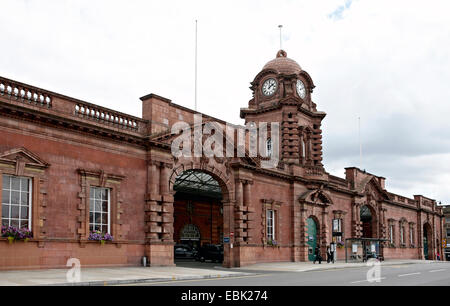 L'extérieur de la gare de Nottingham. Banque D'Images