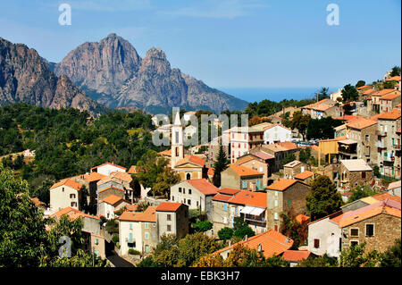 Vue village d'Evisa, France, Corse, Evisa Banque D'Images