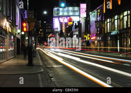 La nuit de la rue Yonge, Toronto, Ontario, Canada Banque D'Images