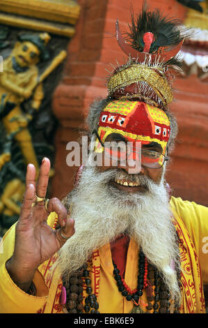 Sadhus hindous (Homme vivant une vie strictement religieux) à Durbar Square, Népal, Katmandou Banque D'Images