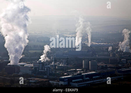 Vue depuis Hohensyburg à zone industrielle de Hagen, Allemagne, Rhénanie du Nord-Westphalie, Ruhr, Dortmund Banque D'Images