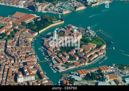 Vue aérienne de l'île de San Pietro di Castello, Venise, Italie, Europe Banque D'Images