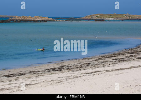 Segment de plage à marée haute, France, Bretagne, Océan Atlantique Banque D'Images