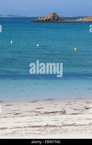 Segment de plage à marée haute, France, Bretagne, Océan Atlantique Banque D'Images