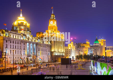 Shanghai, Chine cityscape sur le Bund. Banque D'Images