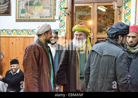 Portrait de Sufi vivant dans la résidence de Cheikh Nazim Al-Haqqani, chef de l'Ordre Soufi Naqshbandi-Haqqani, Lefke, Norther Banque D'Images