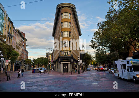 Hôtel l'Europe, un bâtiment de style historique Gastown flatiron dans la zone de centre-ville de Vancouver, BC, Canada. Banque D'Images