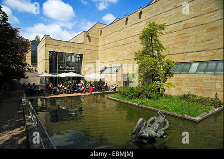 Neue Pinakothek art gallery, avec une fontaine et d'un restaurant, Munich, Haute-Bavière, Bavière, Allemagne Banque D'Images