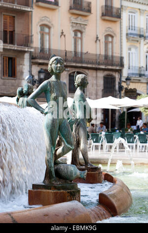 Riu fontaine Turia, Plaza de la Virgen, Valencia, Espagne Banque D'Images