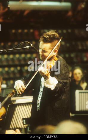 Le violoniste Nigel Kennedy anglais en novembre 1997 Banque D'Images