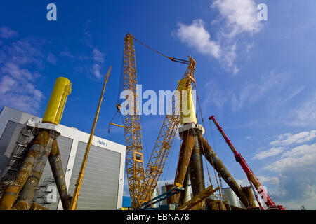 Fabrication de trépieds pour les éoliennes, l'Allemagne, Bremen Banque D'Images