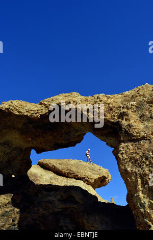 Arch Rock dans le parc national du désert de Namibie Naukluft dans, la Namibie, le Parc National Namib Naukluft Banque D'Images