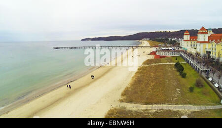 Vue aérienne de la promenade de la plage de Binz, Allemagne , Mecklembourg-Poméranie-Occidentale, Ruegen, Ostseebad Binz Banque D'Images