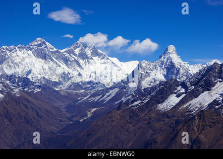 Derrière le mont Everest Nuptse, Lhotse et l'Ama Dablam de viewpoinr Hôtel Damaraland ci-dessus, le Népal, Khumbu Himal Banque D'Images