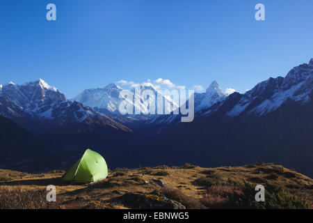 Près de Hôtel Kaongde tente avec Taboche, Nuptse, le mont Everest, Lhotse, Ama Dablam, Népal, Khumbu Himal Banque D'Images