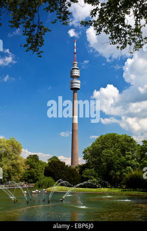 Florian dans la tour, l'Allemagne, Westfalenpark-du-Nord-Westphalie, Ruhr, Dortmund Banque D'Images