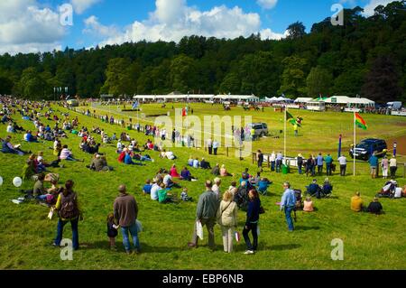 La foule à Lowther Show, Lowther Estate, Lowther, Penrith, Cumbria UK. Banque D'Images