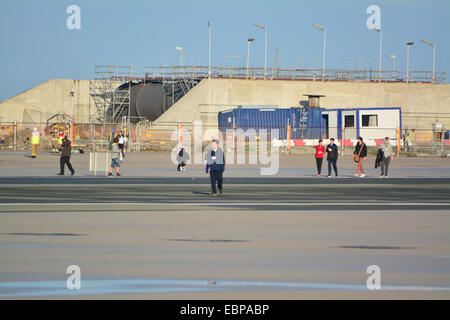 Gibraltar. 3 Décembre, 2014. Les services d'urgence à Gibraltar ont été aujourd'hui mis à l'épreuve comme une catastrophe aérienne planifiée à l'exercice a été simulée à l'aéroport de Gibraltar. Surveillés de près par les autorités de l'Aviation Civile l'exercice a été effectuée pour examiner l'efficacité de tous les services essentiels à la fois le civil et le ministère de la Défense, en particulier dans les structures de commandement de bronze et d'argent et de l'intervention. Crédit : Stephen Ignacio/Alamy Live News Banque D'Images